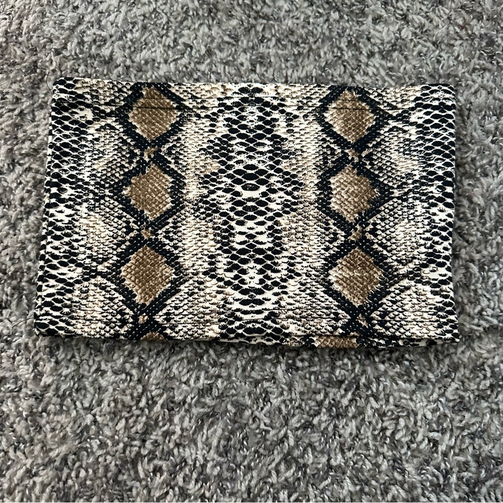 Fashion Nova Snakeskin Cropped Top